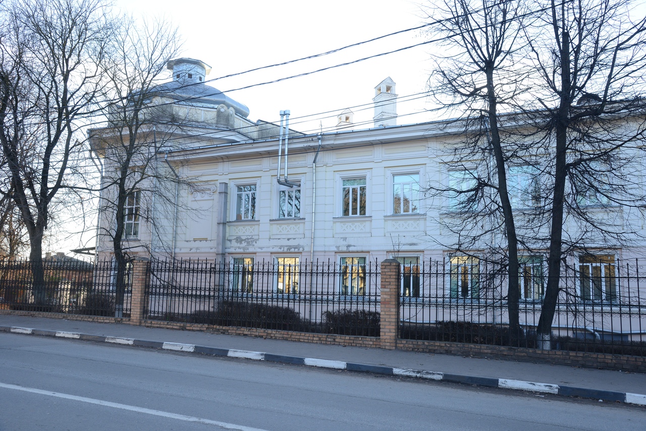 Больница им. Семашко (бывшая усадьба Солодовникова)