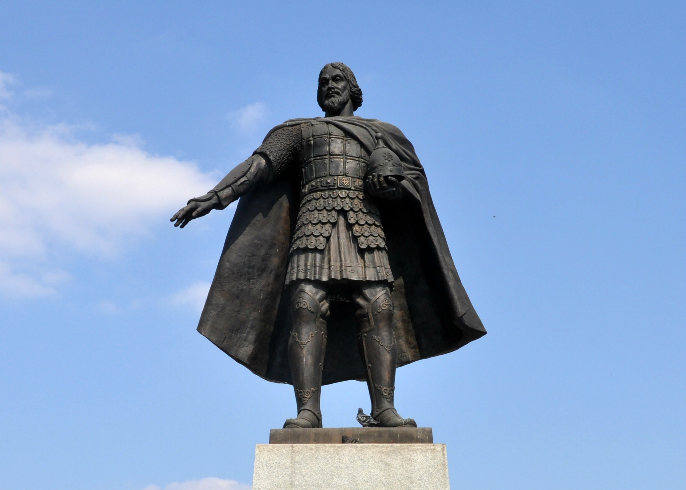 Памятник Владимиру Храброму